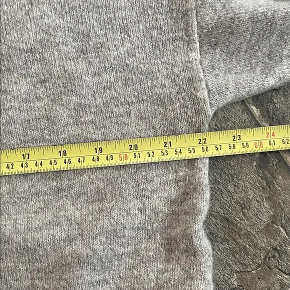 LOVE & LEGEND Whimsi Avant Garde Gray Knit Graphic Appliqué Embroidered Sweater - Picture 11 of 12